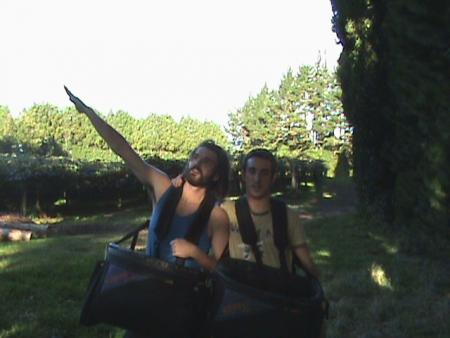 dans les champs de kiwi avec mon ami spyke le canadien